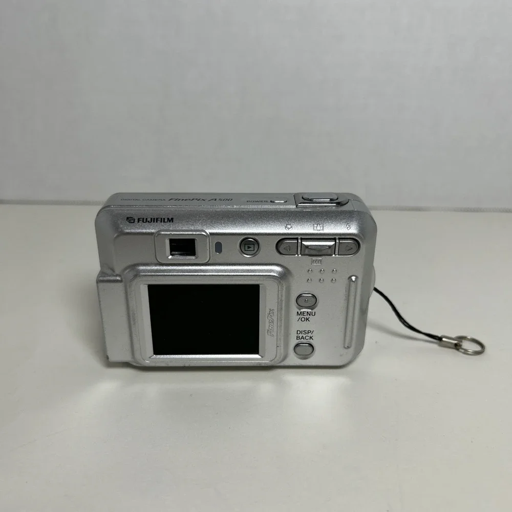 Fujifilm FinePix A500 Digital Camera 5.1MP Tested Working w/ Case Read Desc